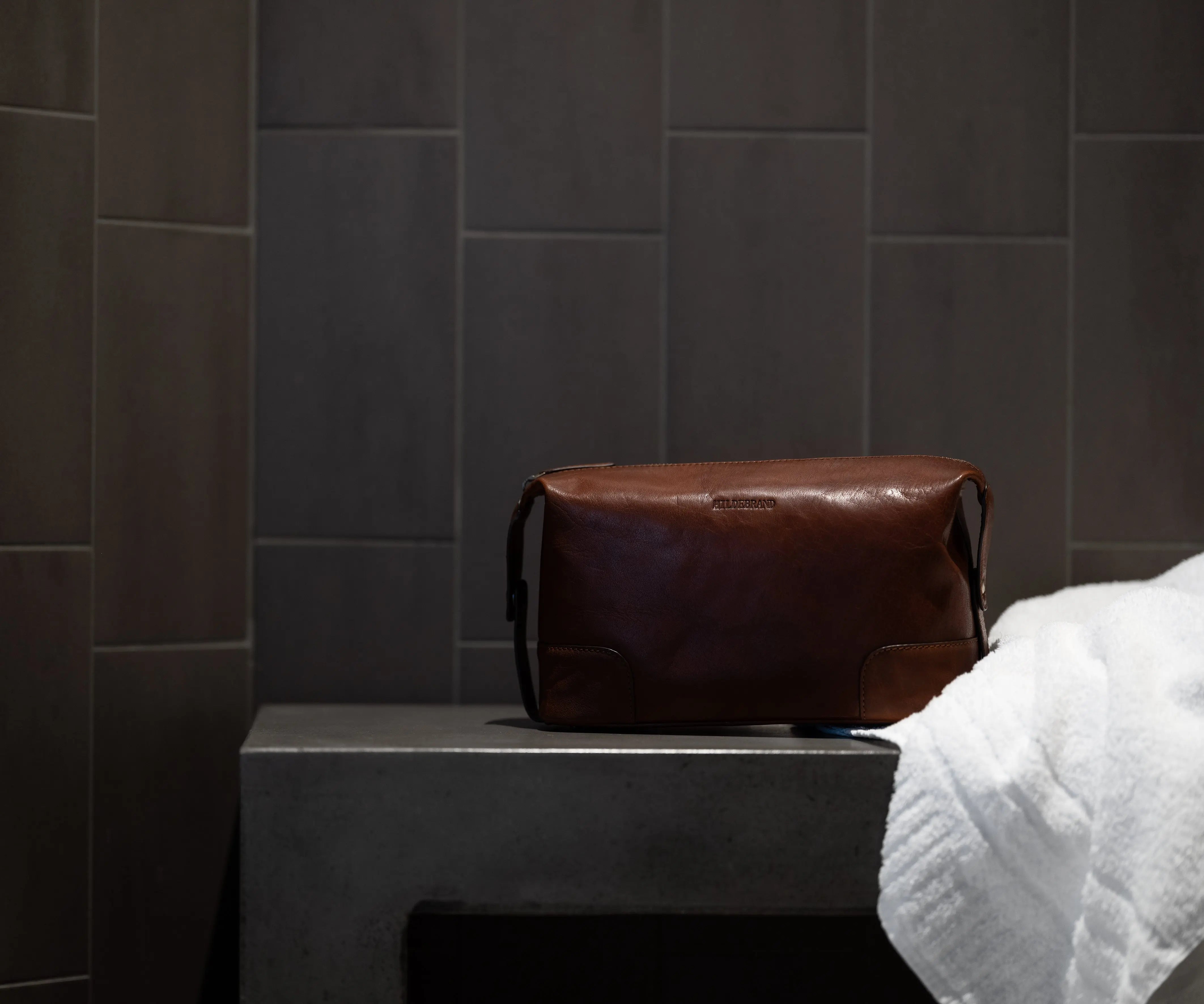 Leather Toiletry Bag Hildebrand-swe
