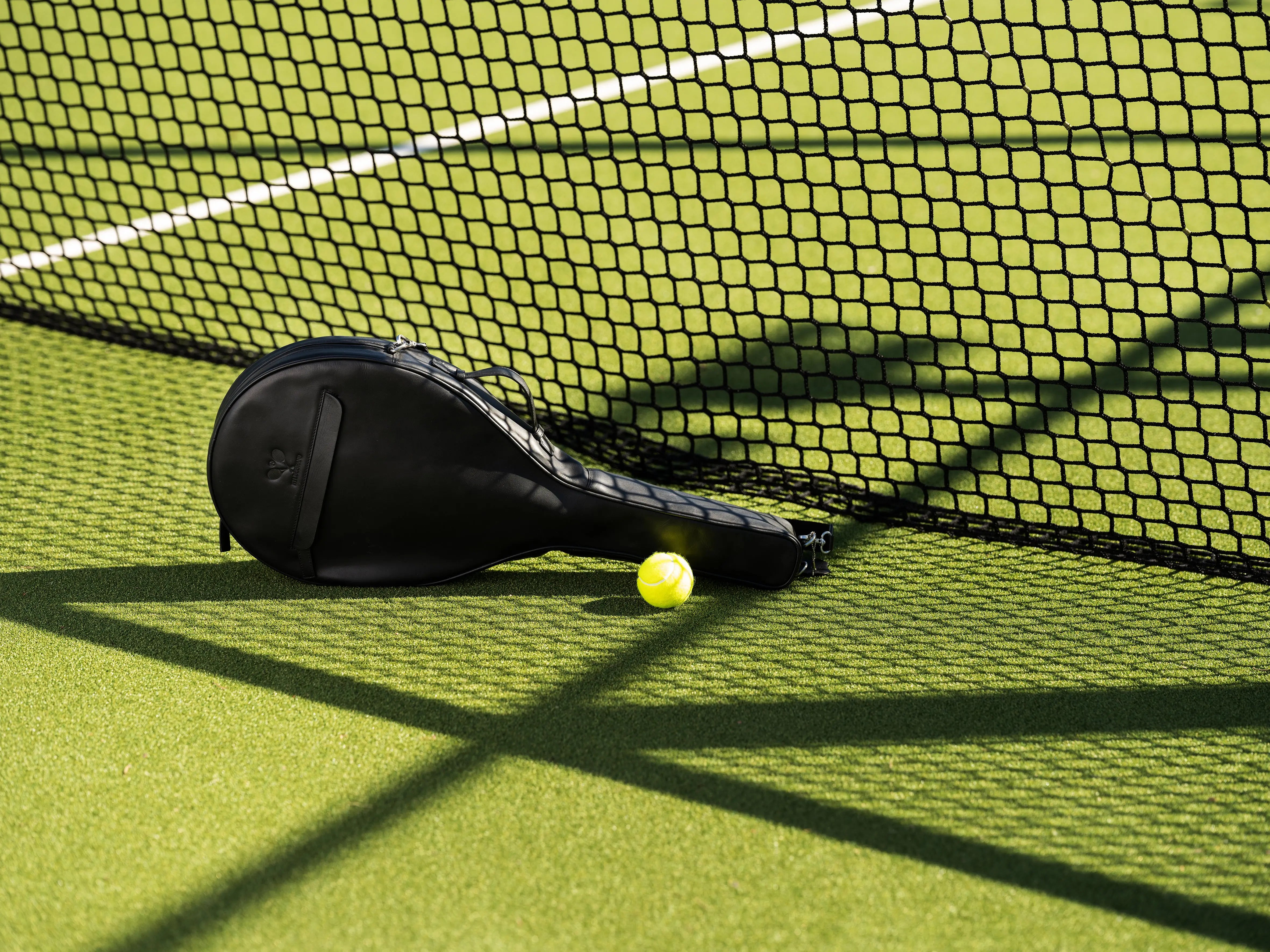 Luxury Leather Tennis Case Black Hildebrand-swe