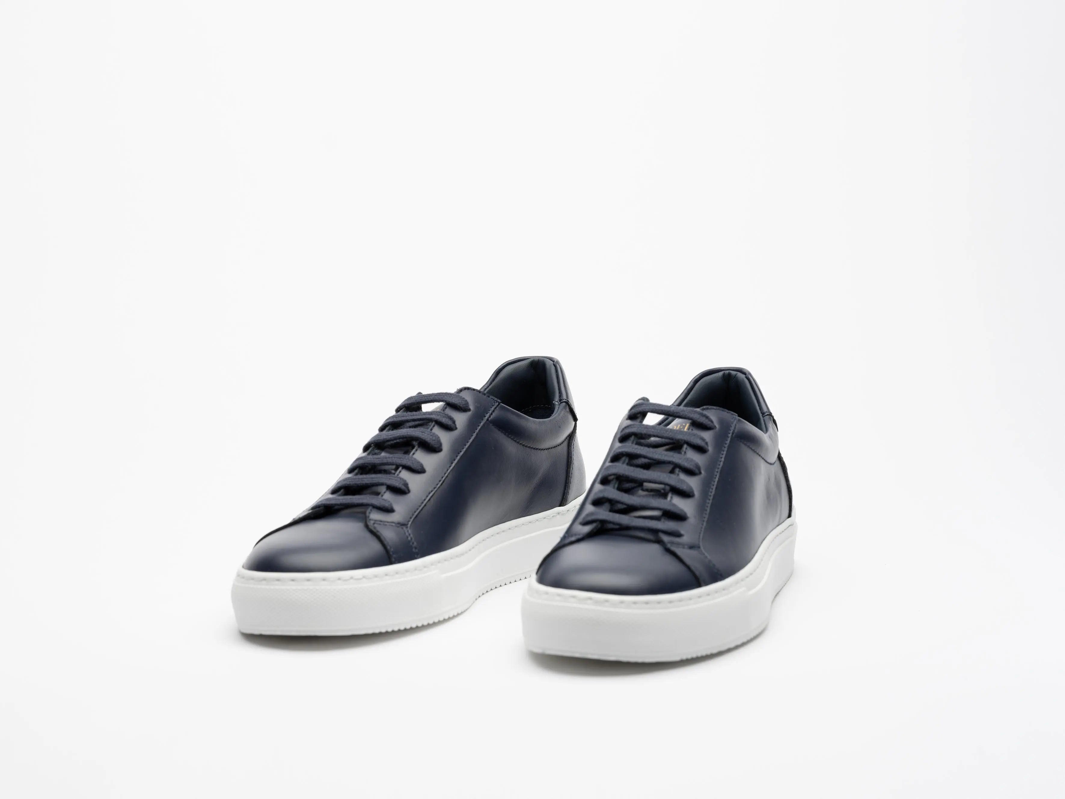 Women Kobe Blue Low Sneaker Hildebrand-swe