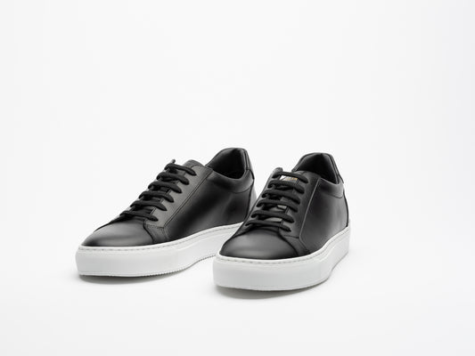 Men Kobe Black Low Sneaker