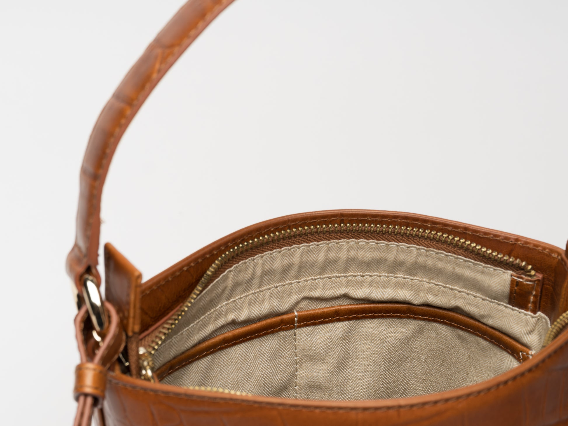 Kleine Ledertasche für Damen in Cognac-Kroko