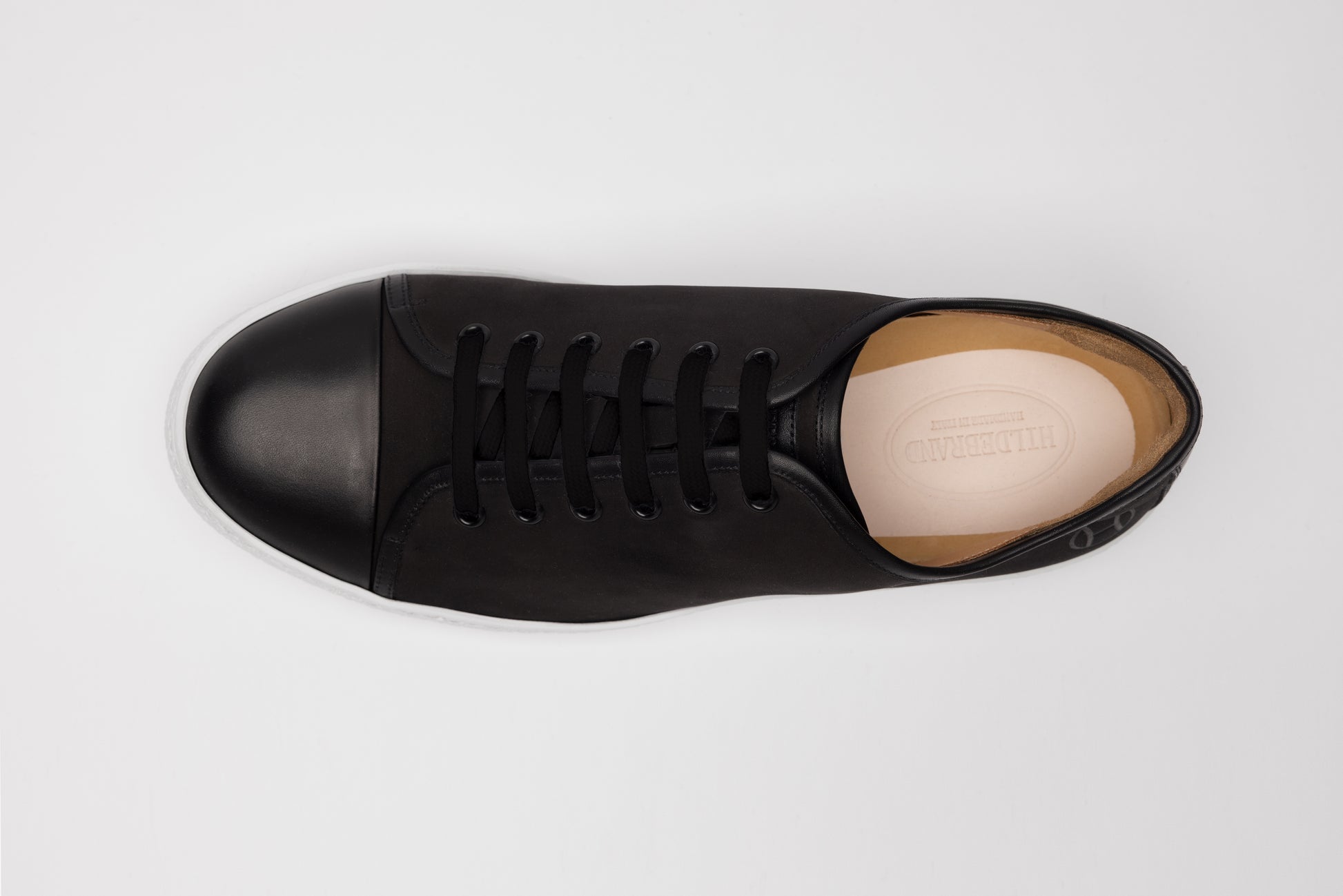 Men Orca Black Low Sneaker