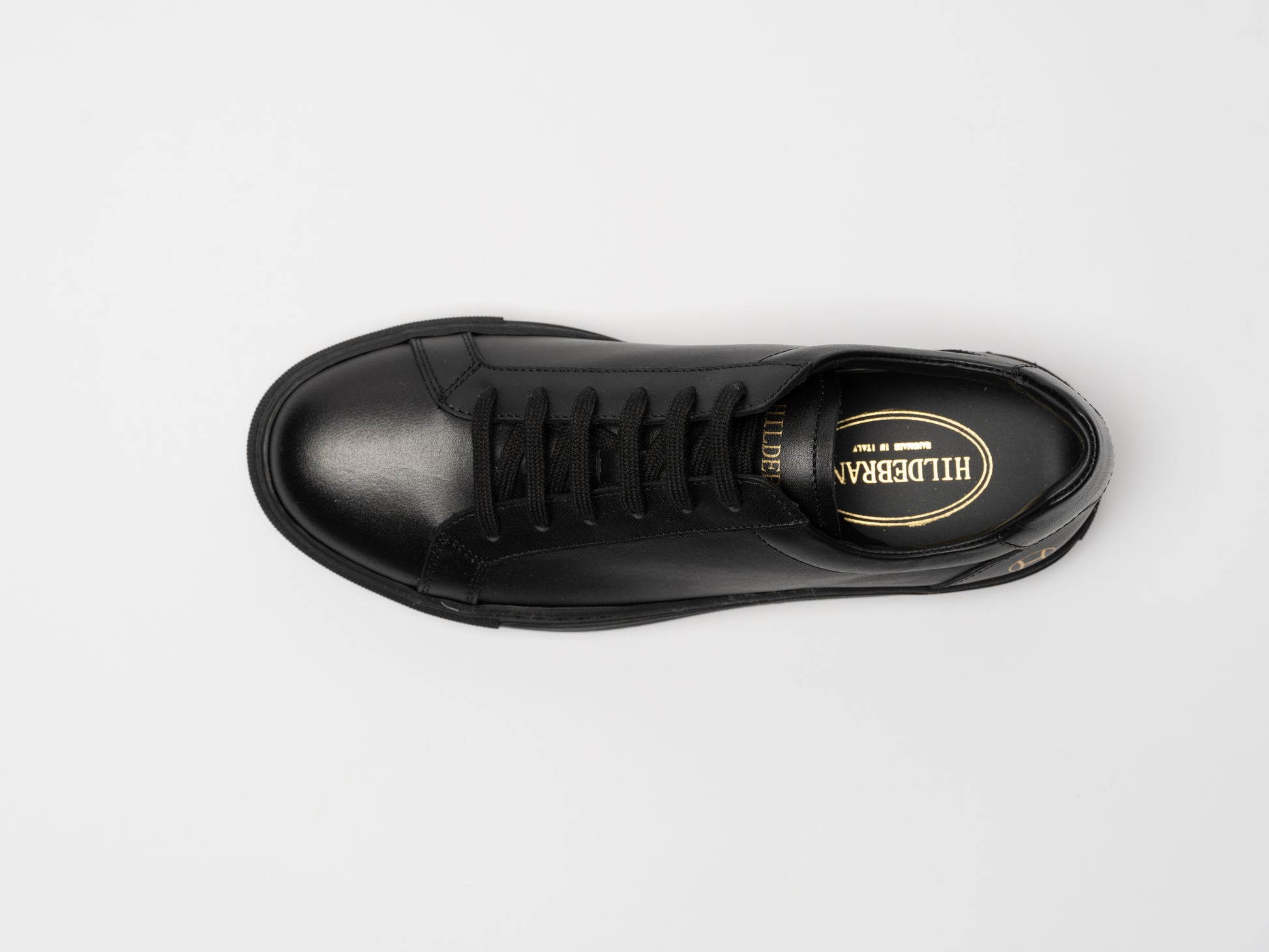 Damen Kobe All Black Low Sneaker